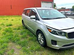 2016 KIA Sedona L