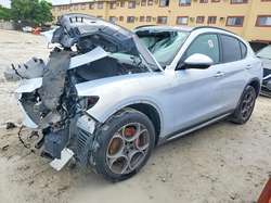 2022 Alfa Romeo Stelvio TI