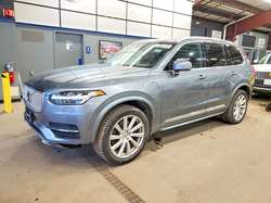 2016 Volvo XC90 T8