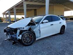 2018 Alfa Romeo Giulia Q4