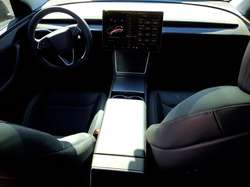 2026 Tesla Model Y — 12