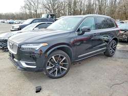 2021 Volvo XC90 T8 Recharge Momentum