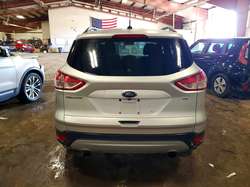 2016 Ford Escape SE — 11