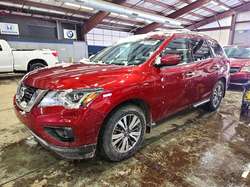 2018 Nissan Pathfinder S