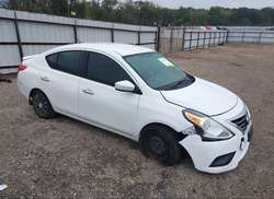 2015 Nissan Versa 1.6 SV