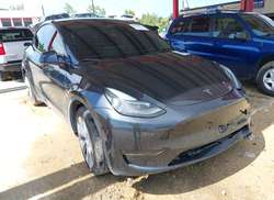 2024 Tesla Model Y RWD