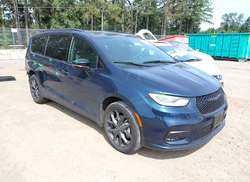 2023 Chrysler Pacifica Limited AWD