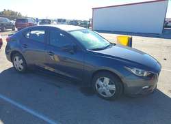 2015 Mazda MAZDA3 I SV