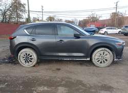 2021 Mazda CX-5 Signature — 13