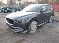2021 Mazda CX-5 Signature — 2