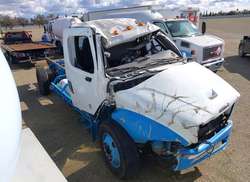 2015 Freightliner Chassis S2G