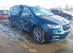 2023 Chrysler Pacifica Pinnacle AWD
