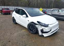 2023 Tesla Model Y AWD/Long Range Dual Motor ALL-Wheel Drive