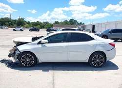 2014 Toyota Corolla S Plus — 14