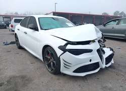 2019 Alfa Romeo Giulia TI Sport RWD