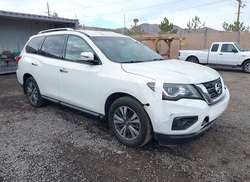 2017 Nissan Pathfinder S