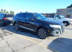 2017 Audi Q7 3.0T Premium