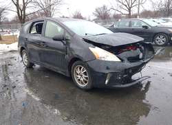 2014 Toyota Prius V TWO