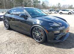 2025 Porsche Macan Electric Turbo