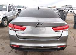 2016 KIA Optima EX — 16