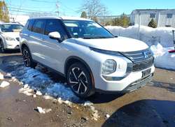 2022 Mitsubishi Outlander ES 2.5 S-AWC