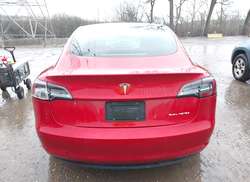 2020 Tesla Model 3 Long Range Dual Motor ALL-Wheel Drive — 16