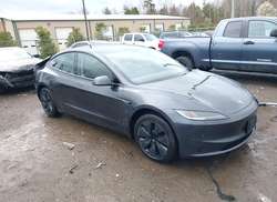 2025 Tesla Model 3 Long Range Rear-Wheel Drive/Standard Rear-Wheel Drive