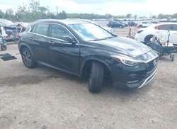 2017 Infiniti QX30 Premium