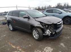 2014 Toyota Highlander LE