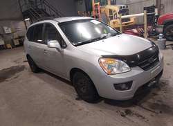 2010 KIA Rondo EX/EX-Premium