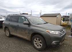 2013 Toyota Highlander Base Plus V6