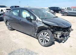 2021 Nissan Versa SR Xtronic CVT
