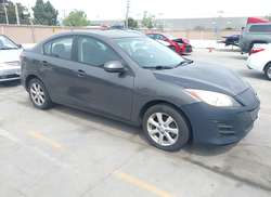 2011 Mazda MAZDA3 I Touring