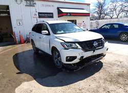 2020 Nissan Pathfinder SV 4WD