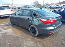 2016 Ford Focus SE — 3