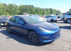 2022 Tesla Model 3 Rear-Wheel Drive