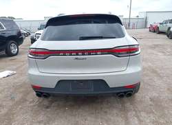 2021 Porsche Macan   — 17
