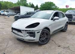 2021 Porsche Macan   — 2