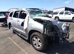 2022 Toyota Sequoia SR5