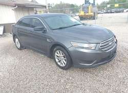 2015 Ford Taurus SE