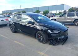 2026 Tesla Model X Plaid