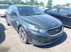 2016 Ford Taurus SHO