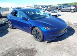 2025 Tesla Model 3 Long Range Rear-Wheel Drive/Standard Rear-Wheel Drive