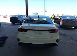 2024 KIA Forte LXS — 17