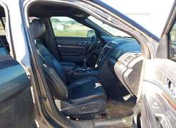 2016 Ford Explorer Limited — 5