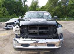 2015 RAM 1500 BIG Horn — 13