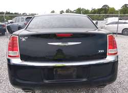 2014 Chrysler 300   — 16