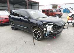 2022 Mitsubishi Outlander Black Edition S-AWC/SE 2.5 S-AWC/SE Launch Edition S-AWC