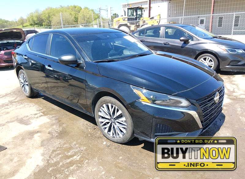 2025 Nissan Altima SV AWD