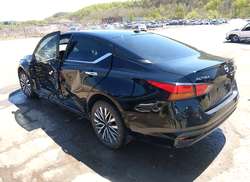 2025 Nissan Altima SV AWD — 3
